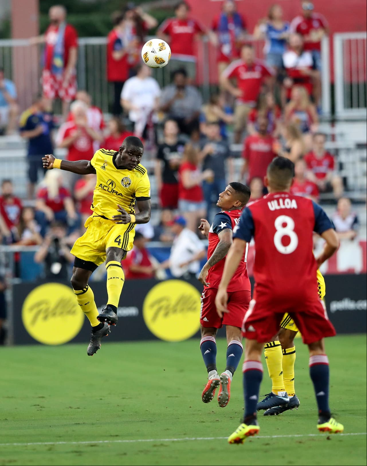 Columbus se metió a la difícil fortaleza del líder del Oeste, FC Dallas, y salió ileso en un encuentro sin goles ya que en la zaga Jonathan Mensah estuvo a la altura de las exigencias.