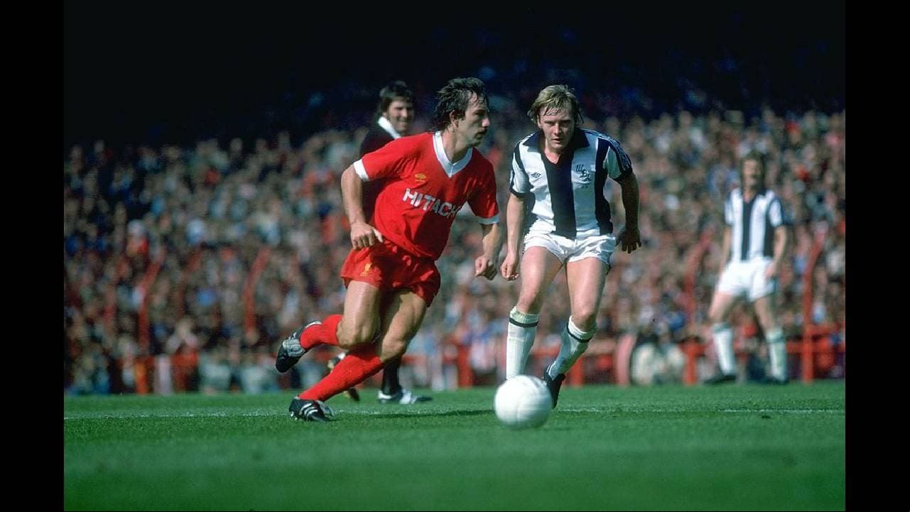 Algunos afirman que la primera ocasión que los hinchas entonaron ‘You`ll never walk alone’ fue el 19 de octubre de 1963, antes de la victoria 1-0 sobre West Bromwich Albion.