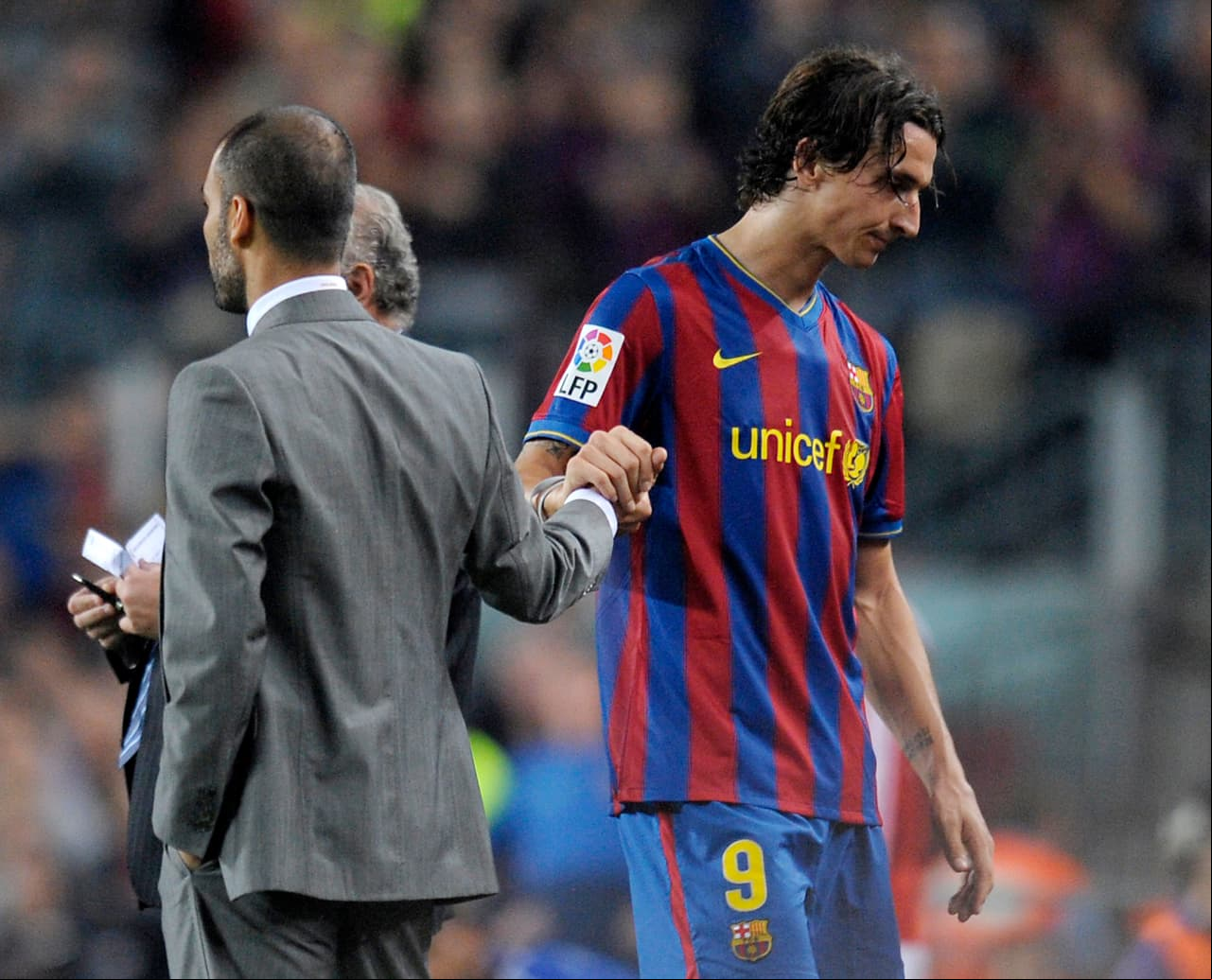 Esa rabieta fue de hecho el comienzo de una relación en la que Guardiola mostró su carácter contra Ibrahimovic, jugador que llegó como gran refuerzo pero que fue quedando relegado.