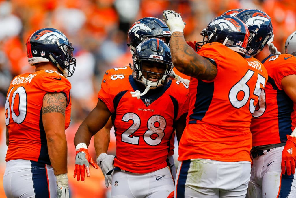 6) 
<b>Denver (2-0)</b>. Caballo que alcanza gana. Denver rebasó antes de la línea de llegada s los Raiders y mantienen el invicto. Un equipo lleno de detalles por mejorar pero, se vanaglorian por su 2-0.