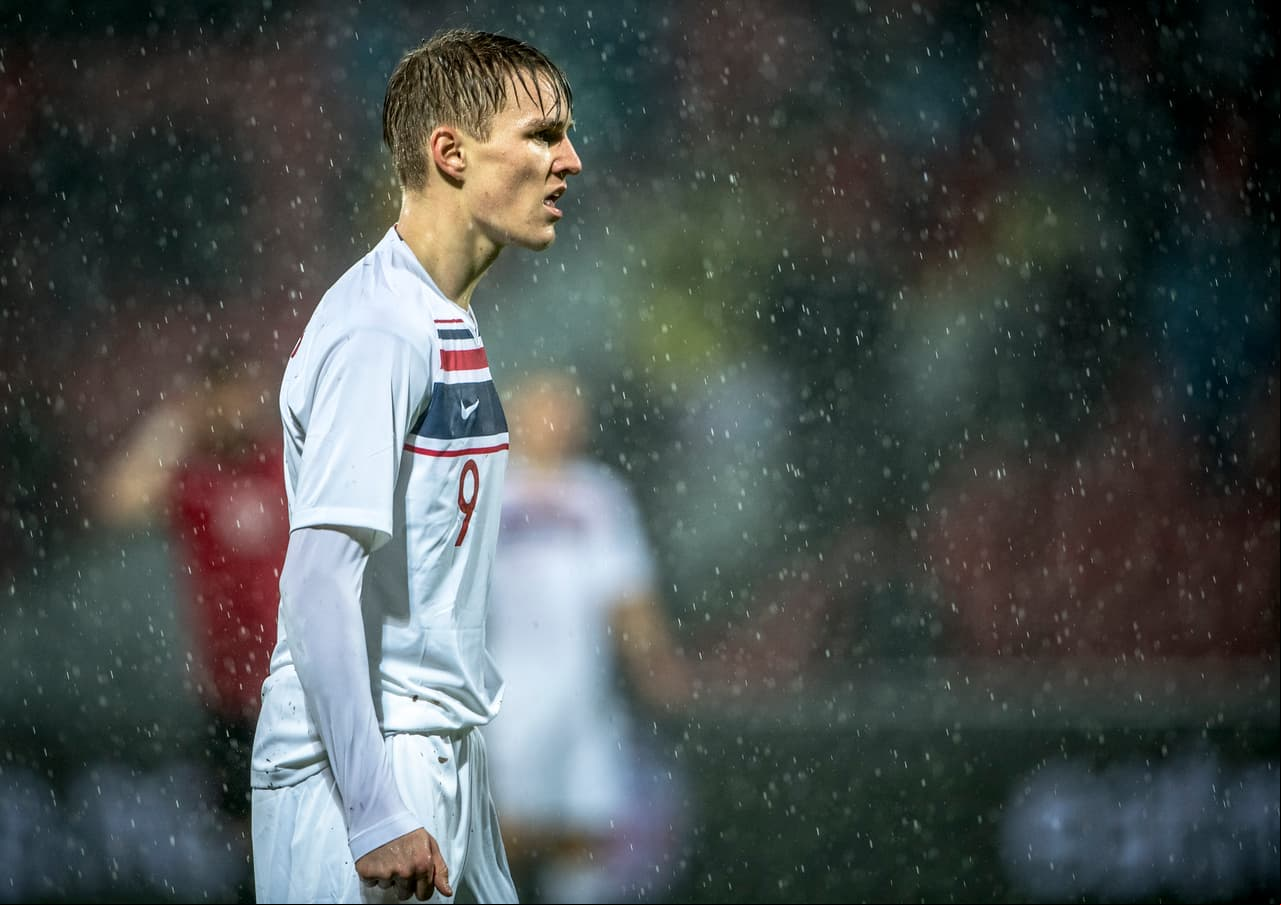 El noruego Martin Odegaard, de 19 años, terminó su cesión con Heerenveen
<b> </b>holandés pero le pidió a Real Madrid que lo preste en algún equipo de España para que siga mejor su progreso.