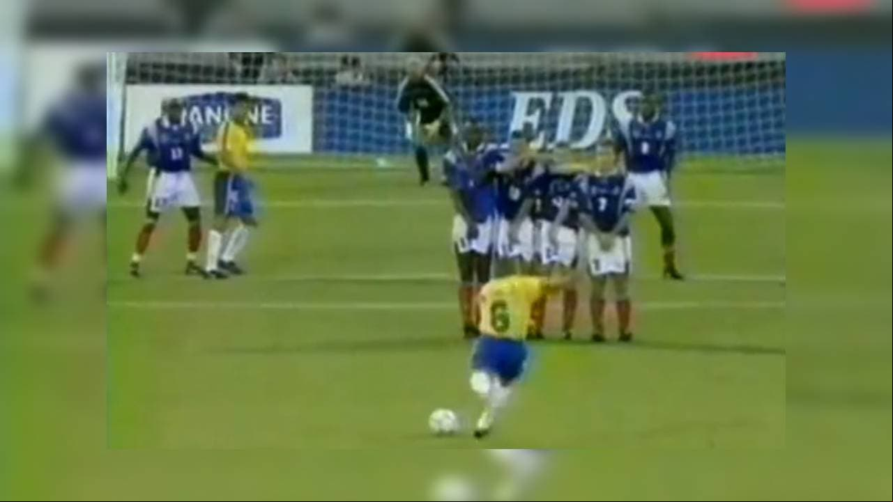 Durante años se habló del impactante gol del astro brasileño. Incluso, fue material para programas televisivos especializados en ciencia. La explicación científica fue la siguiente.