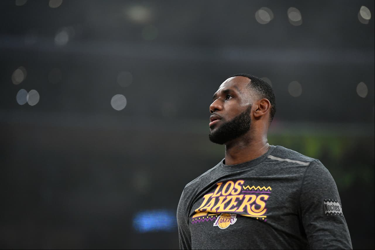 LeBron James dedica emotivas palabras a Michael Jordan