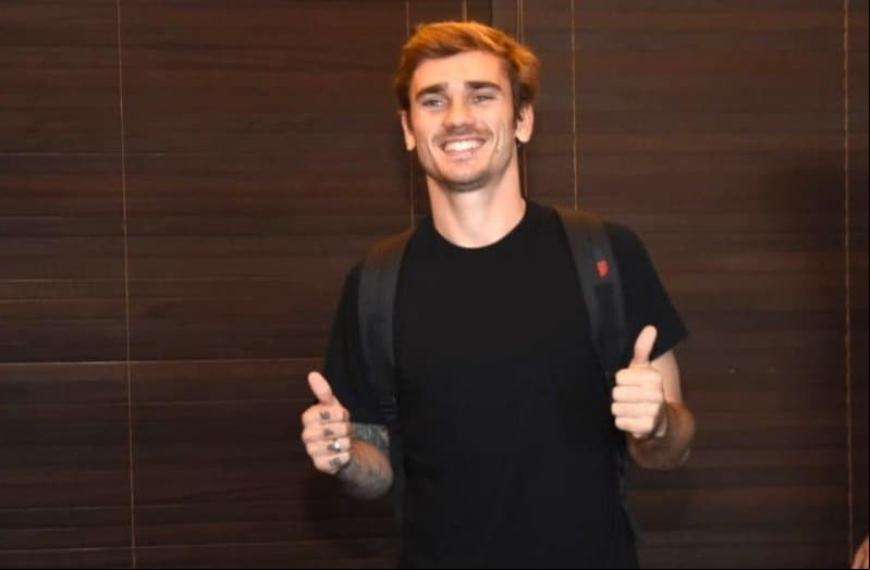 Griezmann llegó a Uruguay y volvió a declararse irador de los charrúas