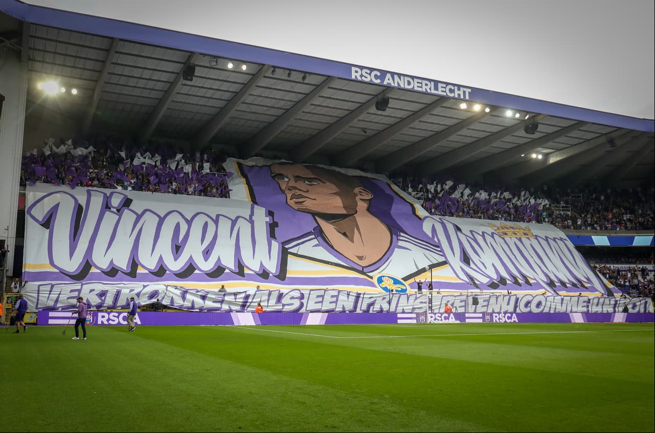 Kompany ha vuelto al Anderlecht, el equipo de sus amores, como jugador-entrenador para rescatarlo de una grave crisis.
