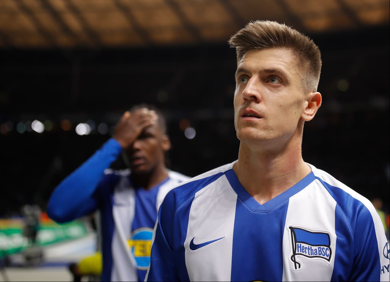 Krzysztof Piatek. En 465 minutos de juego, el delantero polaco sólo ha marco un gol. En la Bundesliga. AC Milán recibió de Hertha Berlin 30 millones dólares por el centro delantero.