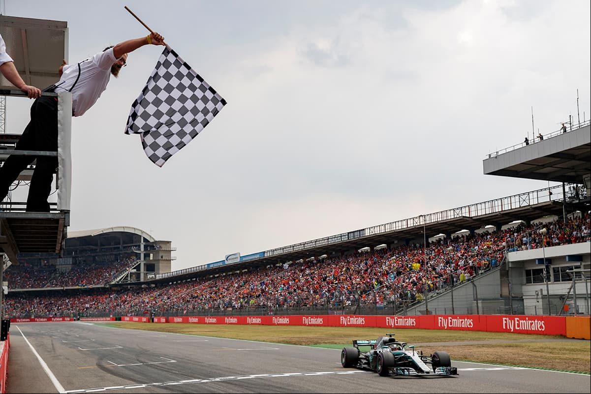 Lewis Hamilton logró su cuarta victoria en la actual temporada, y 66 en su carrera de piloto de la Fórmula Uno.