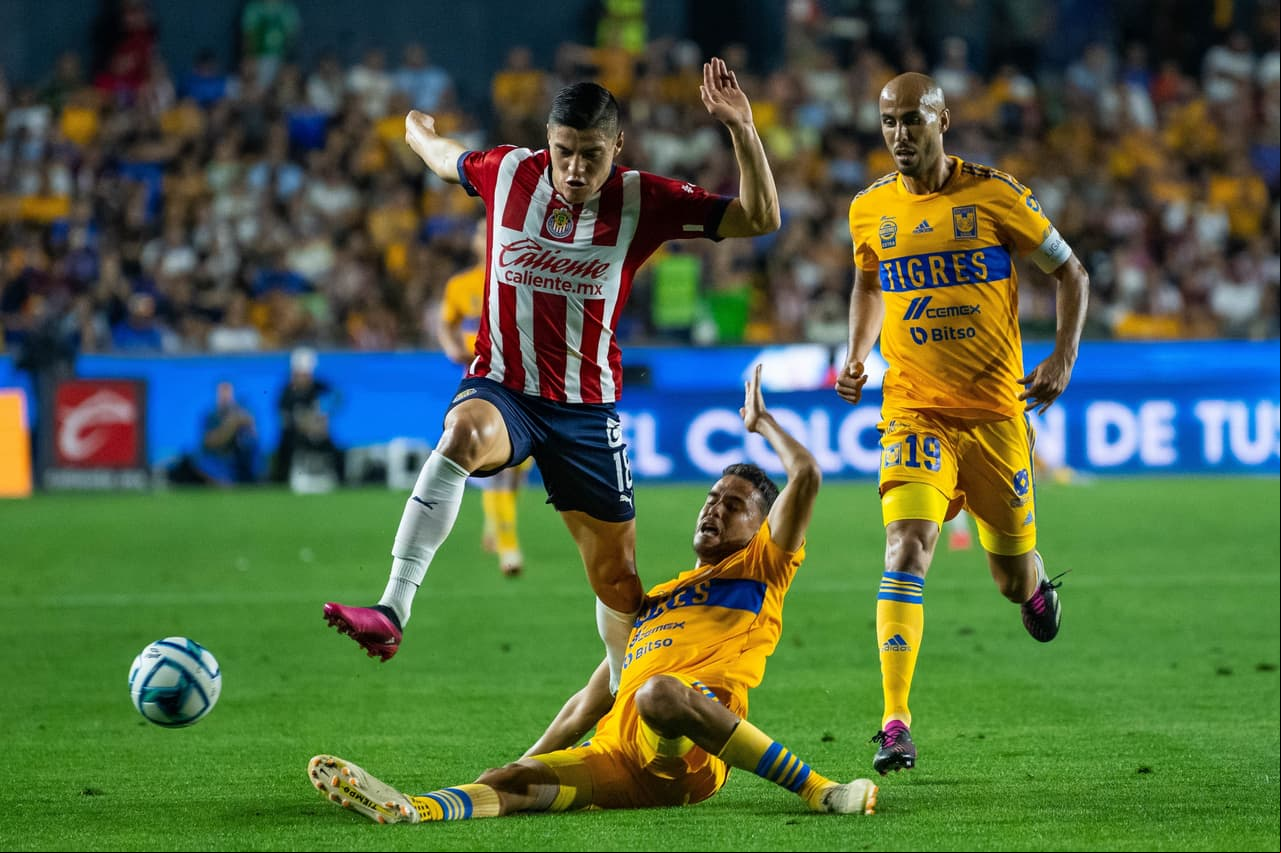 Chivas Rayadas de Guadalajara vuelven a hacerse fuertes de visita y logran su sexta victoria del torneo y arrebata el invicto a Tigres de la UANL en El Volcán tras el partido de la jornada 9 del Clausura 2023.