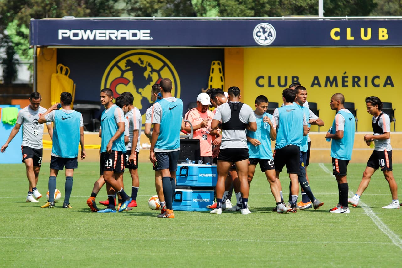 América se prepara con intensidad para su duro duelo del sábado contra Monterrey en el estadio Azteca por la cuarta fecha del Apertura 2018 de la Liga MX.
